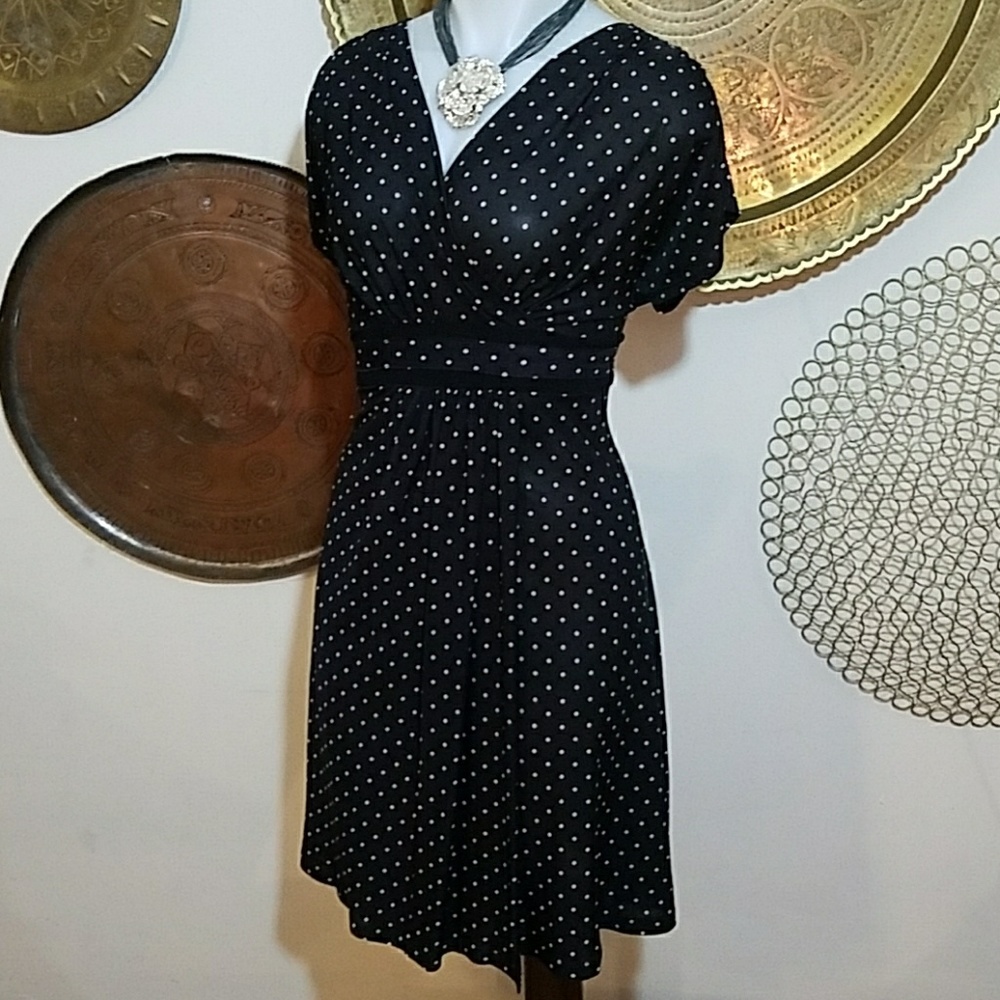 SUPER Cute Black Dress w White Polka Dots!